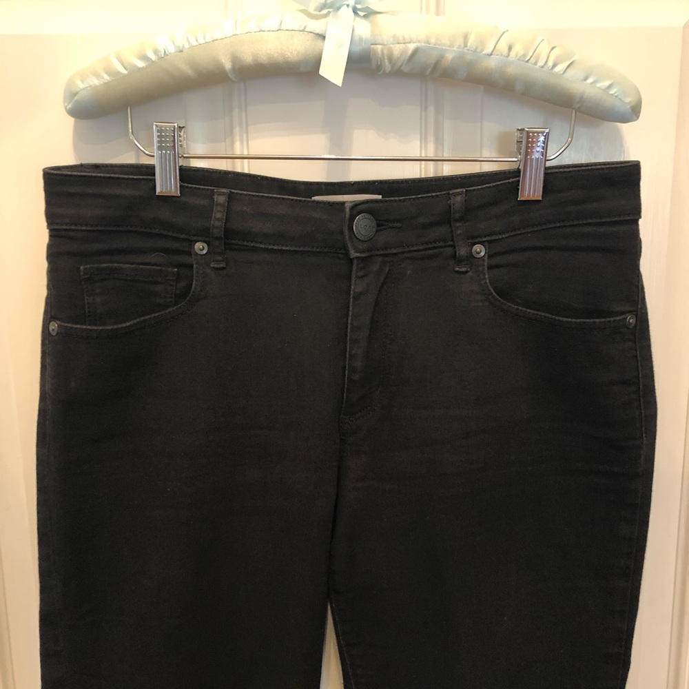 Ann Taylor Loft Curvy Straight Leg Black Jeans